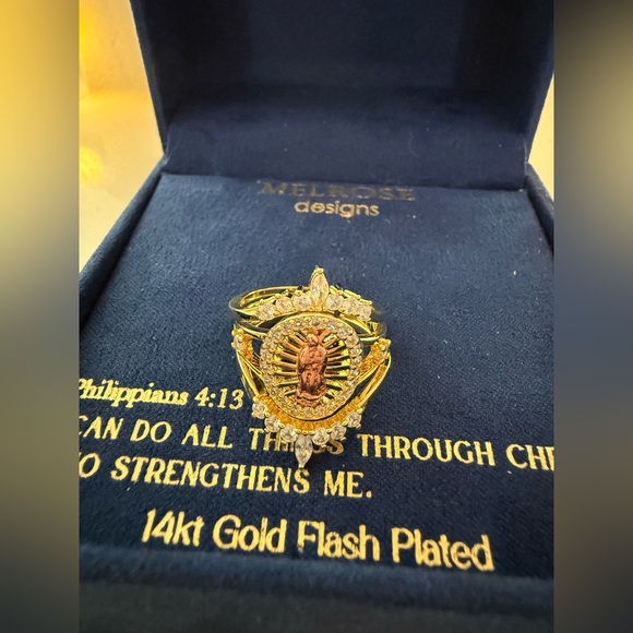 Gold Plated Stackable Rings w/ Design of the Virgin Mary - Picture 4 of 7